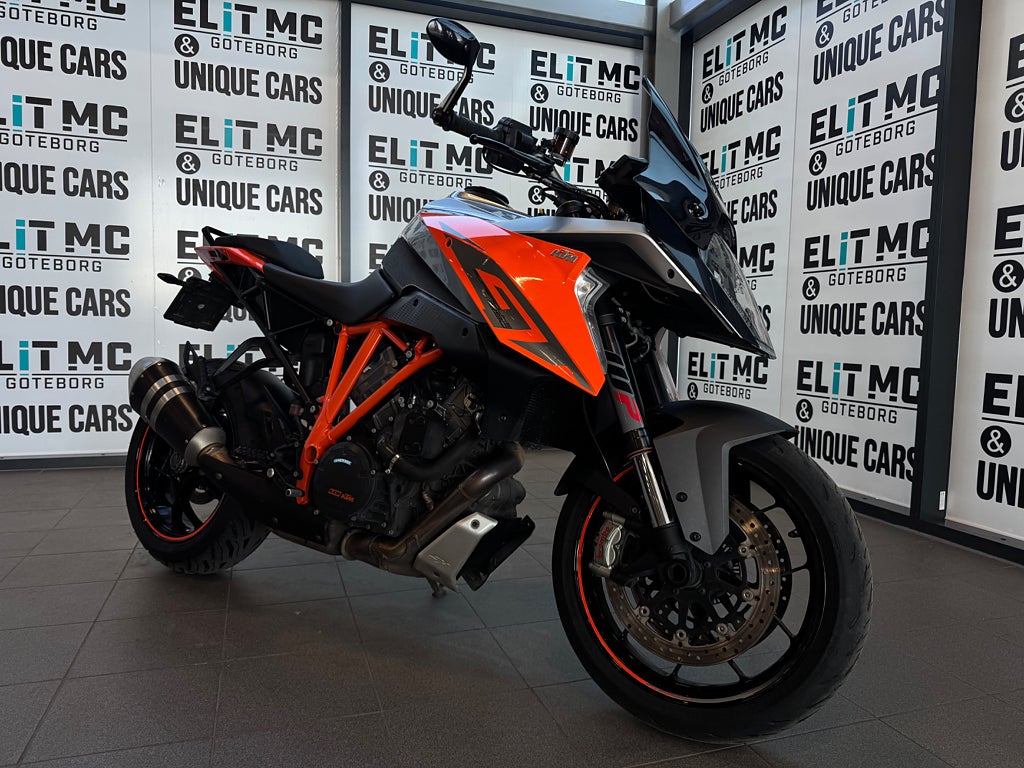 KTM 1290 Super Duke  GT