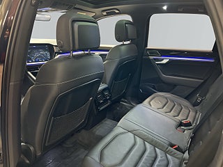 Volkswagen Touareg 3.0 V6 TDI 4M R-Line Luft Drag Dvärm Night vision HuD Pano S&V