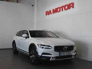 Kombi Volvo V90 Cross Country 1 av 26