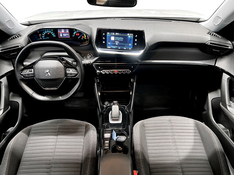 Bild på Peugeot e-2008 Active Pack 50 kWh 136hk Aut P-SENSORER BAK