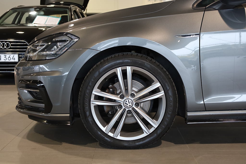Volkswagen Golf 5-dörrar 1.5 TSI 150HK R-Line M-Värme Kamera Plus-Pkt 2019