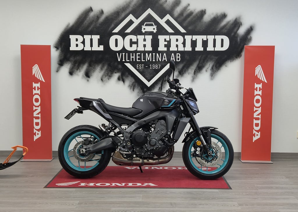 Yamaha MT-09 