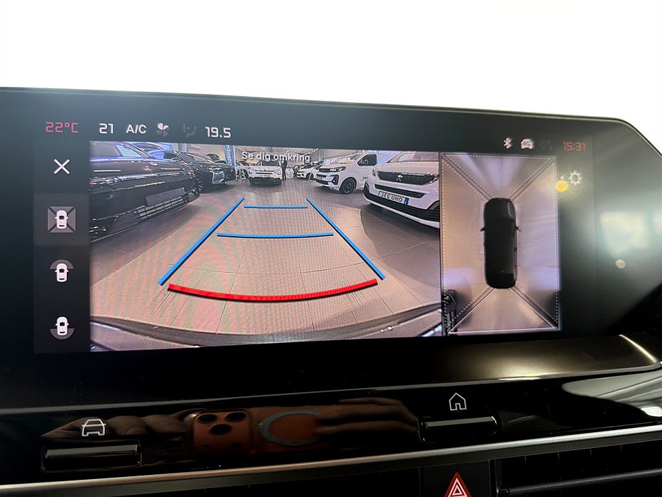 Bild på Citroën C4 Shine 1.2 PT 130hk Aut B-KAMERA CARPLAY