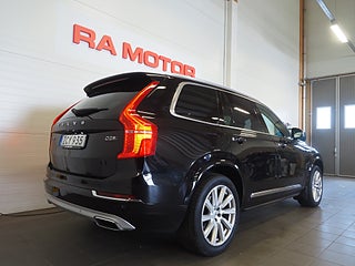 SUV Volvo XC90 5 av 28