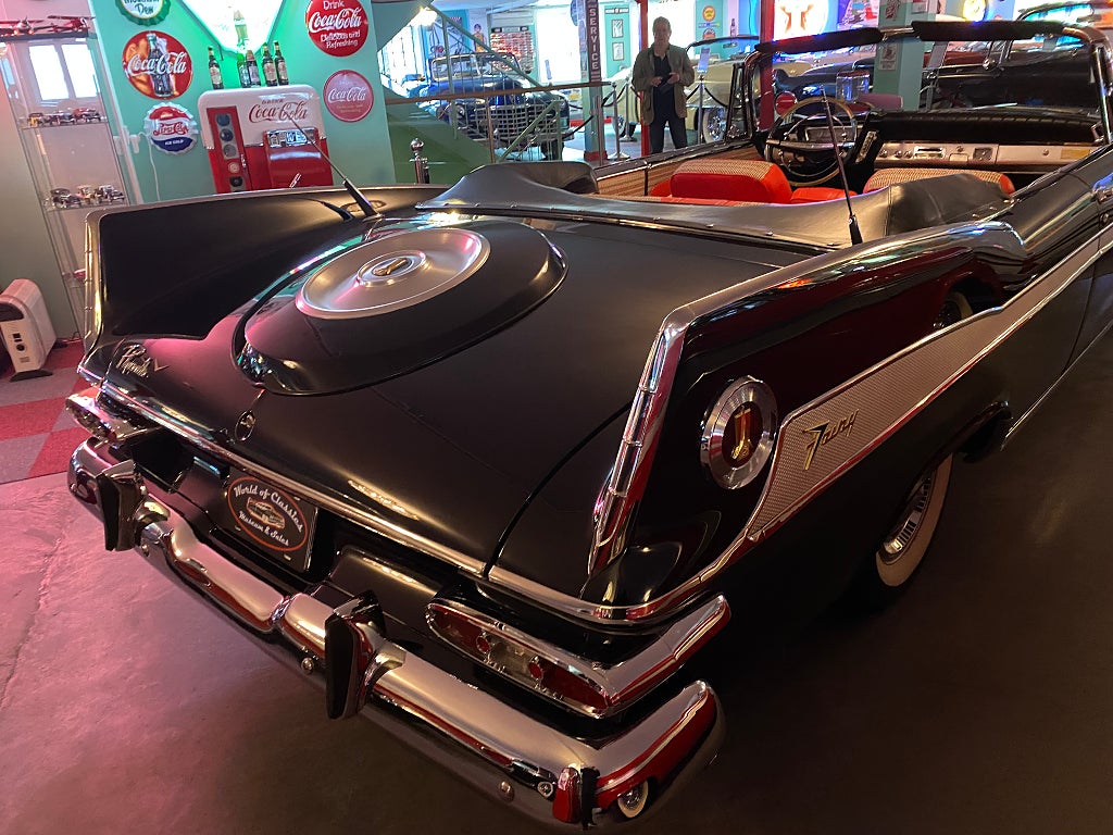 Plymouth Sport Fury cab -59 toppskick