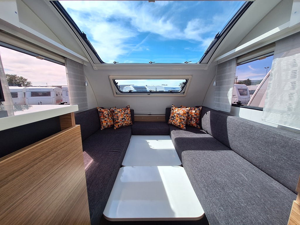 Adria Action 361 LH Dinette, Tält, Pluspaket
