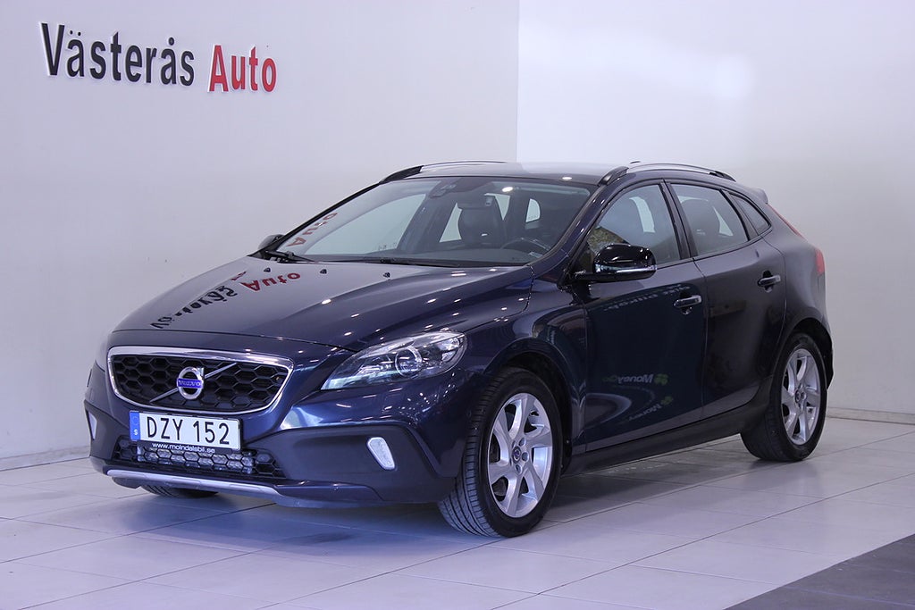 Volvo V40 Cross Country D4 Automat Panorama Navi Drag Summum i Pro 