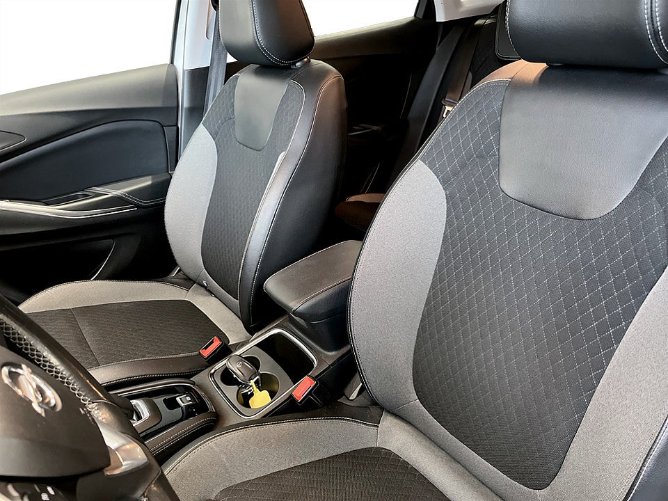 Bild på Opel Grandland X Designline PHEV 225hk Aut B-KAMERA CARPLAY NAVI