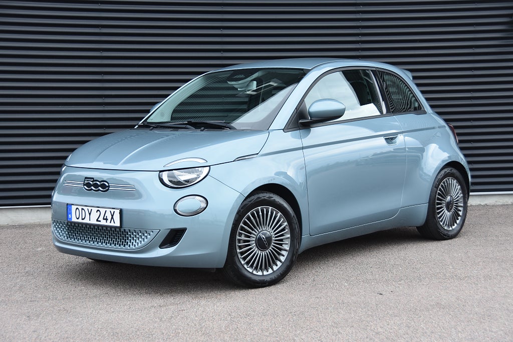 Fiat 500 e 42 kWh Icon Carplay, Navi, Keyless