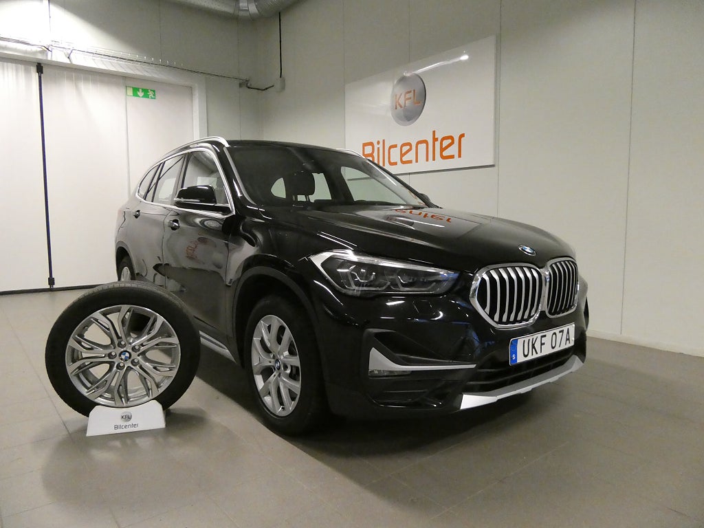 BMW X1 sDrive20i *KFL 10 år 2,99%* Aut-HUD-Navi-SoV