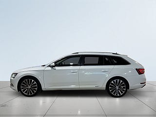 Skoda Superb Kombi 1.4 TSI ACT Style Elstol Drag Psens Kamera SoV