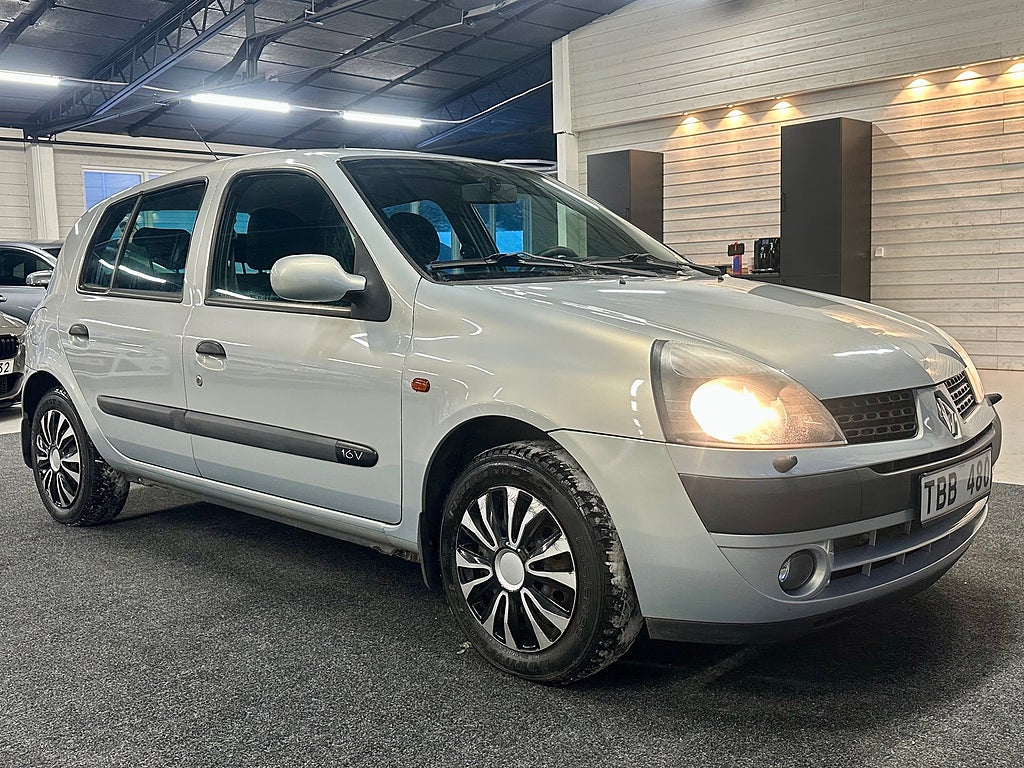 Renault Clio 5-dörrars Halvkombi 1.2 Expression 75hk Ny kamrem