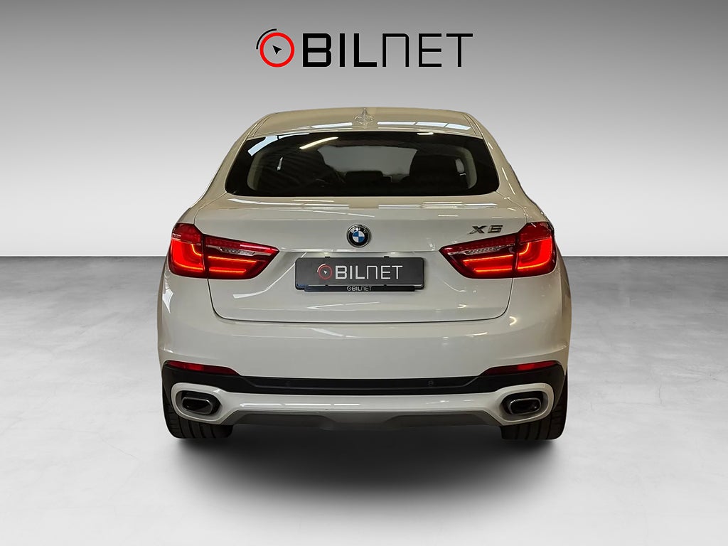 BMW X6 xDrive40d 313hk HUD Värmare Komfortstol 20" Pano Drag
