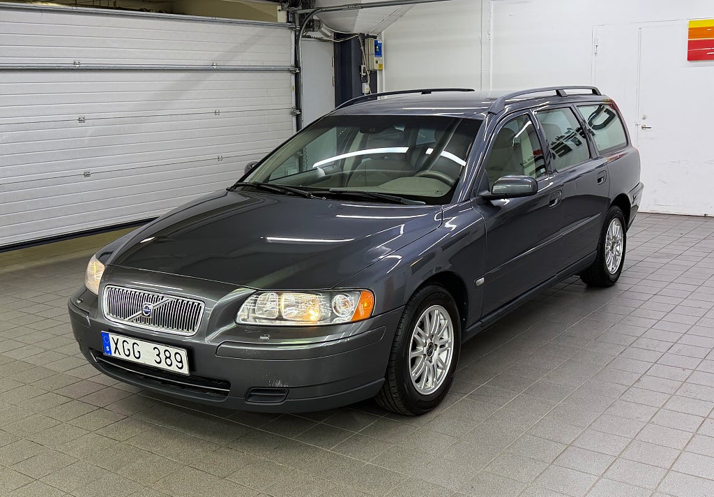 VOLVO V70 2.4 BUSINESS 140 ch 4X2 BVM - 265000 km