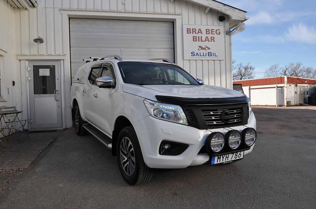 Nissan Navara Dubbelhytt 2.3 dCi 4WD Nav Värmare B-kamera 360 Drag 