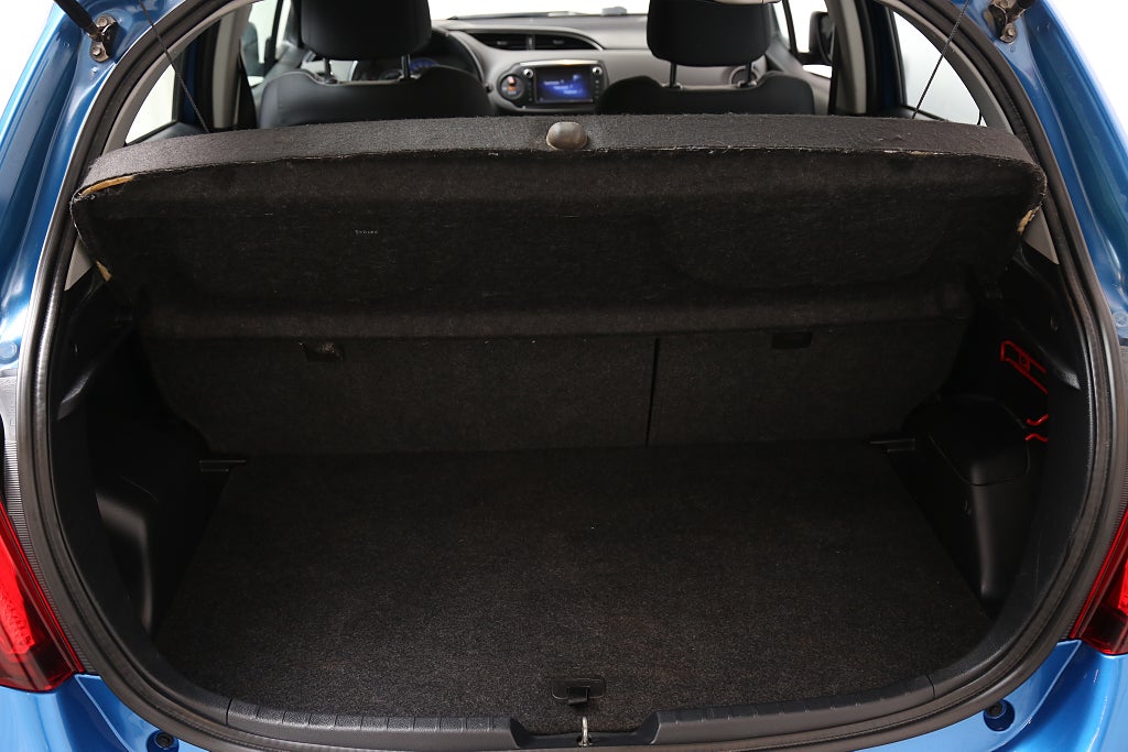 Toyota Yaris 1,5 VVT-i Hybrid e-CVT Active Kamera Motorvärmare 2015