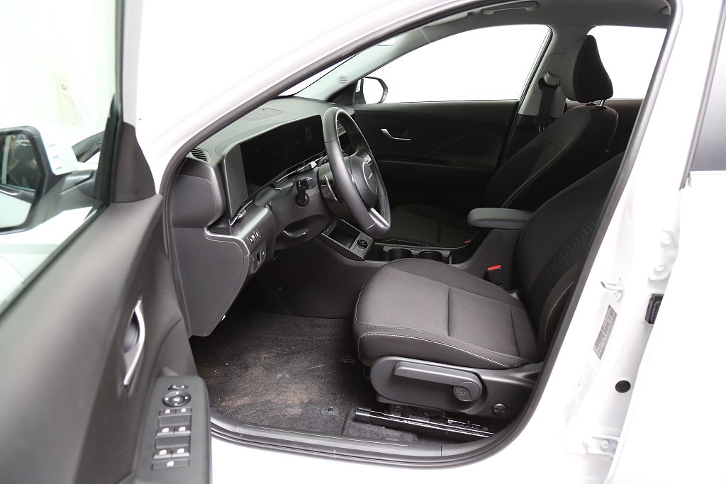 Hyundai Kona Electric 65,4kWh 512km Räckvidd Essential fd demo| Moms