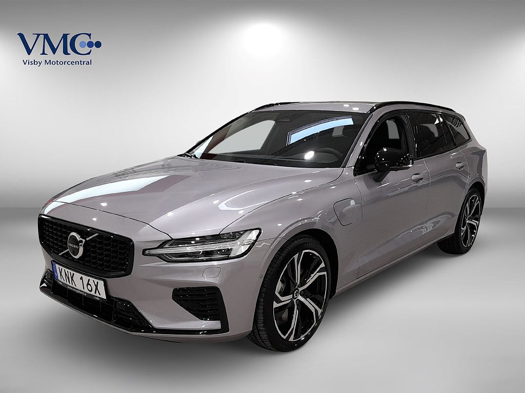 Volvo V60 T6 Plus Dark