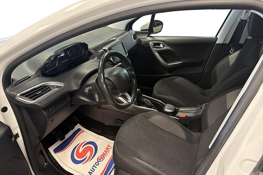 Peugeot 2008 1.2 PureTech 82 Manual, 5-trins, 82ps, 2017