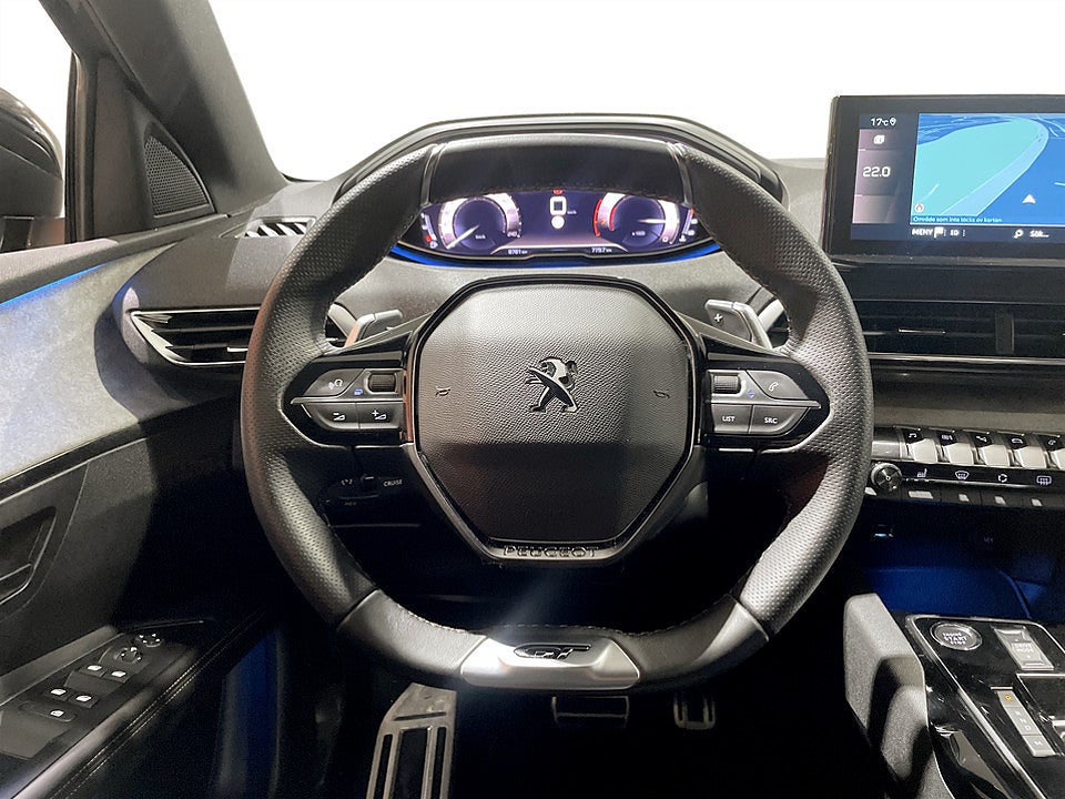 Bild på Peugeot 3008 GT 1.2 PT 130hk Aut - INK. TRYGGHETSPAKET