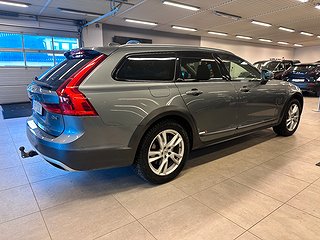 Volvo V90 Cross Country D4 AWD Drag/Kamera/MoK-värm/CarPlay