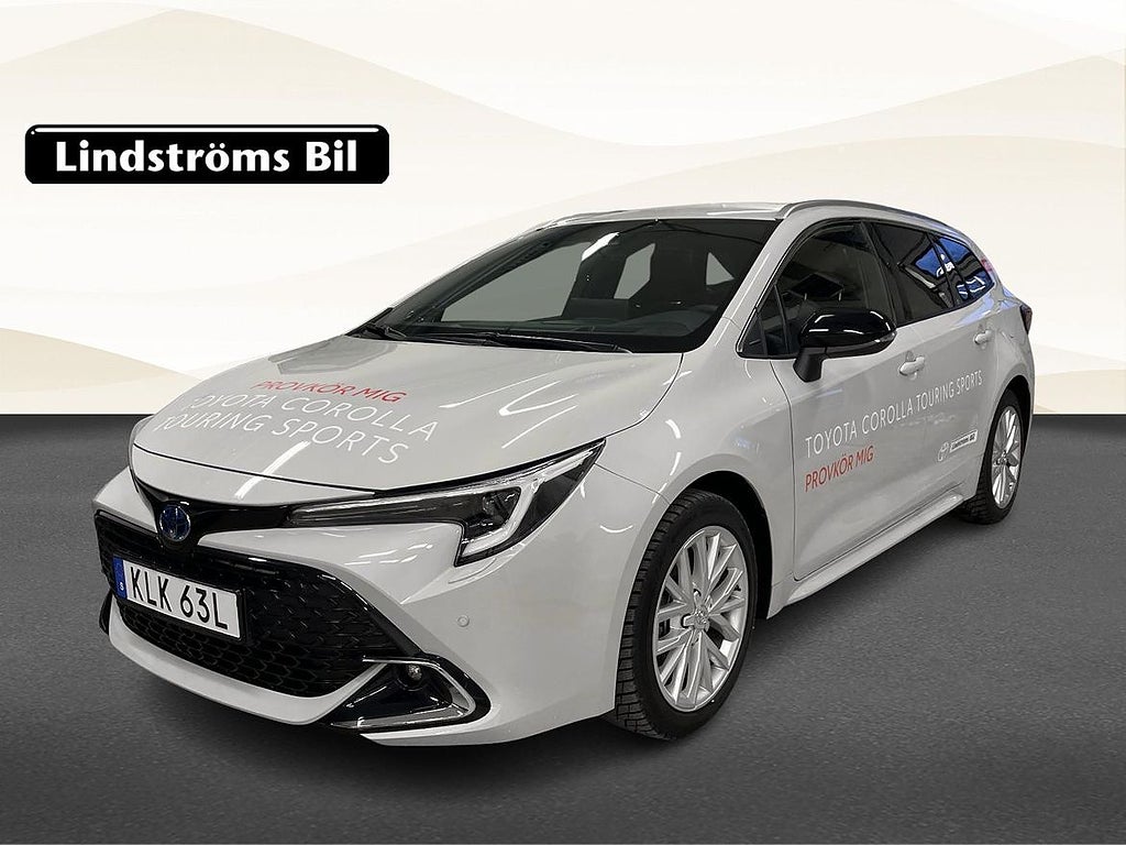Toyota Corolla Touring Sports Hybrid Executive 1.8 140hk S&V-Hjul Moms