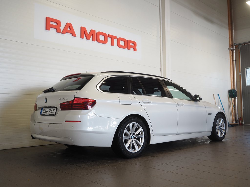 BMW 520 d xDrive Touring Steptronic 190hk |PDC|Rattvärme| 2015