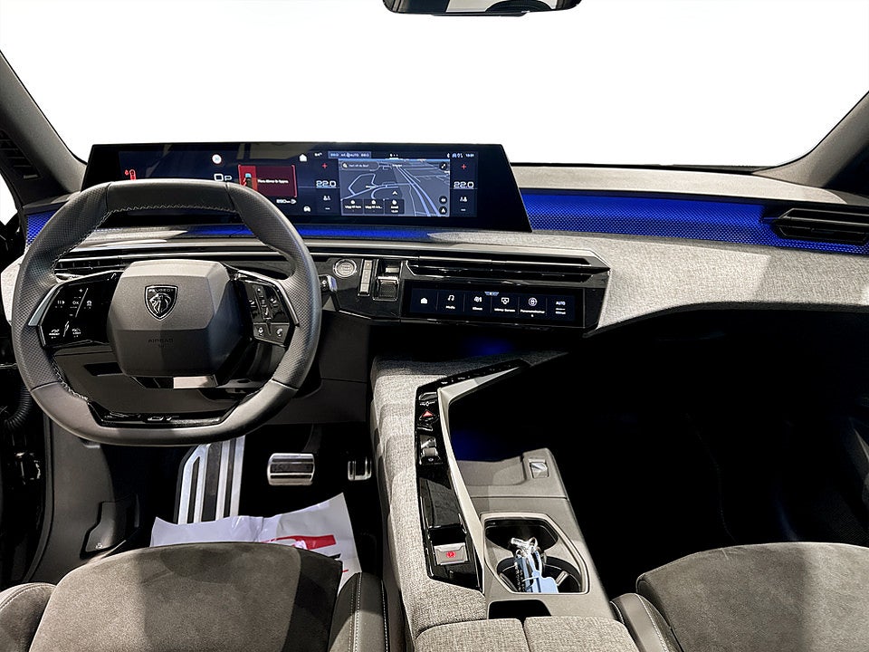 Bild på Peugeot 5008 GT Ultimate 1.2 PT 145hk Aut PANORAMATAK DRAG