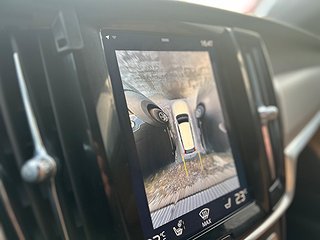 Volvo V90 D5 AWD Inscription Pano Drag VoC B&W HuD 360° SoV