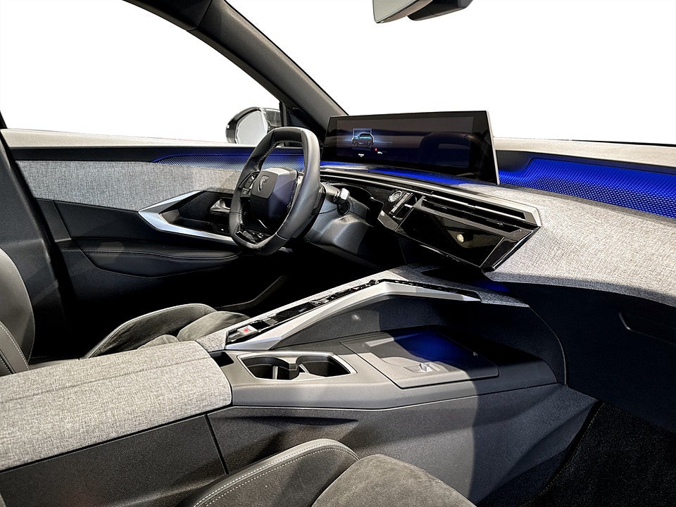 Bild på Peugeot 5008 GT Ultimate 1.2 PT 145hk Aut PANORAMATAK DRAG