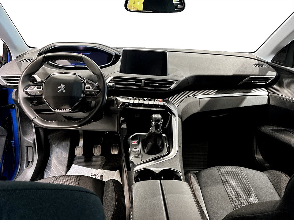 Bild på Peugeot 3008 Active Pack 1.2 PT 130hk B-KAMERA BACKSENSORER