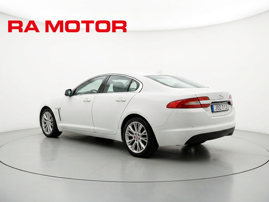 Jaguar XF 2.2 TDi4 | Kamera | Comfort Edi | Keyless | Navi 2015