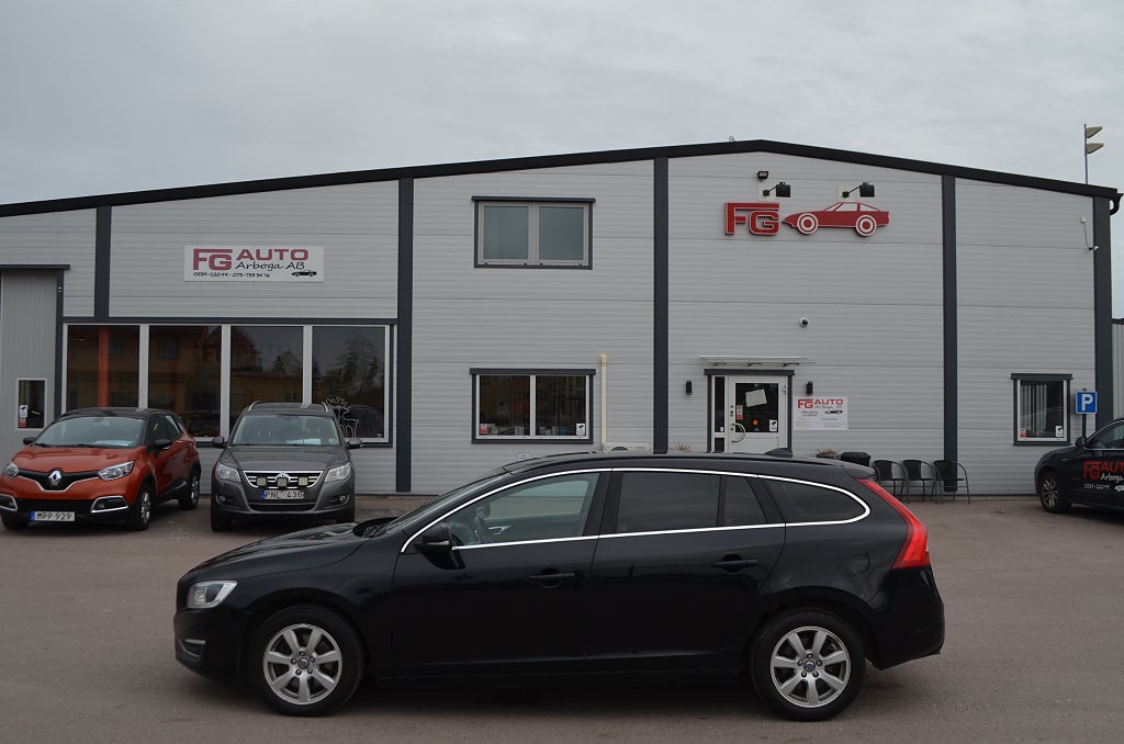 Volvo V60 D5 Geartronic Momentum Euro 5