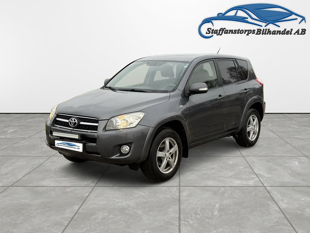 Toyota RAV4 2.2 D-4D AWD | AUTOMAT | DRAG | NAVI | SKINN 
