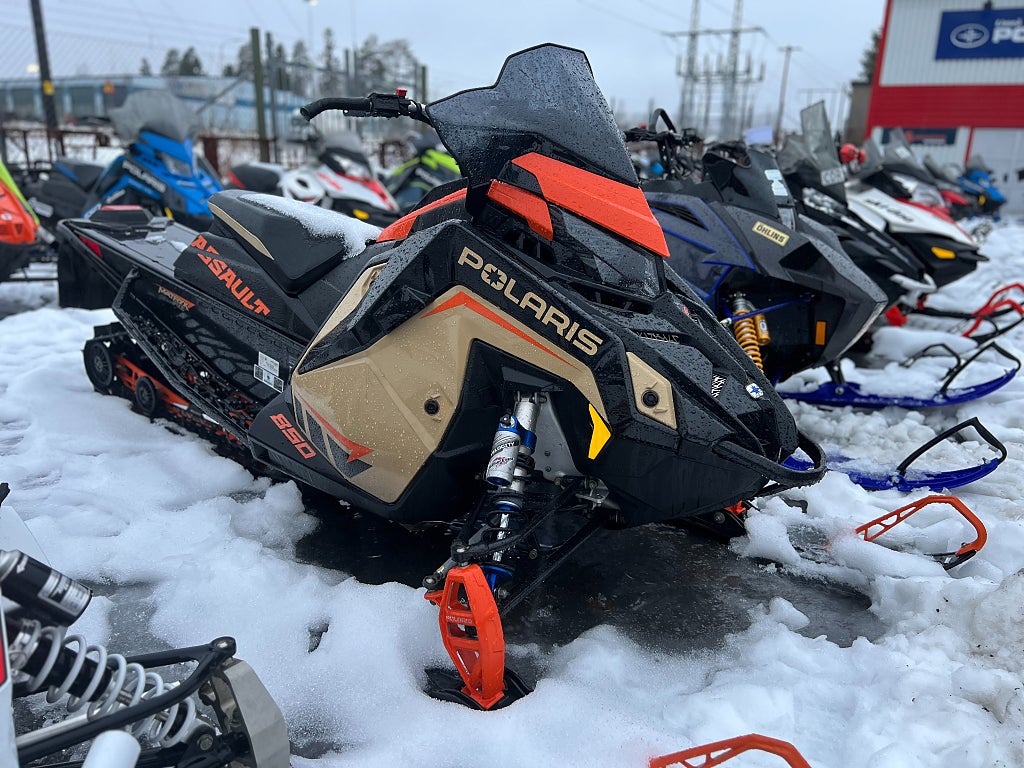 Polaris Switchback  850 146