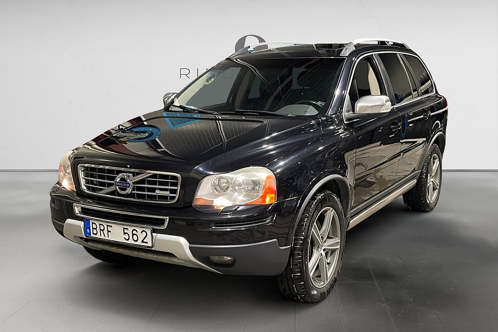 Volvo XC90 D5 185HK AUT AWD R-DESIGN 7SITS DRAG D-VÄRM KAMREM BYTT
