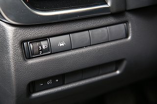 SUV Nissan Qashqai 13 av 25