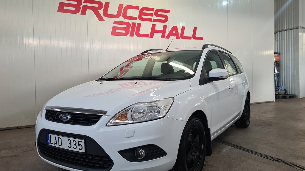 Ford Focus Kombi 1.6 TDCi Platinum ,KAMREM BYTT,....