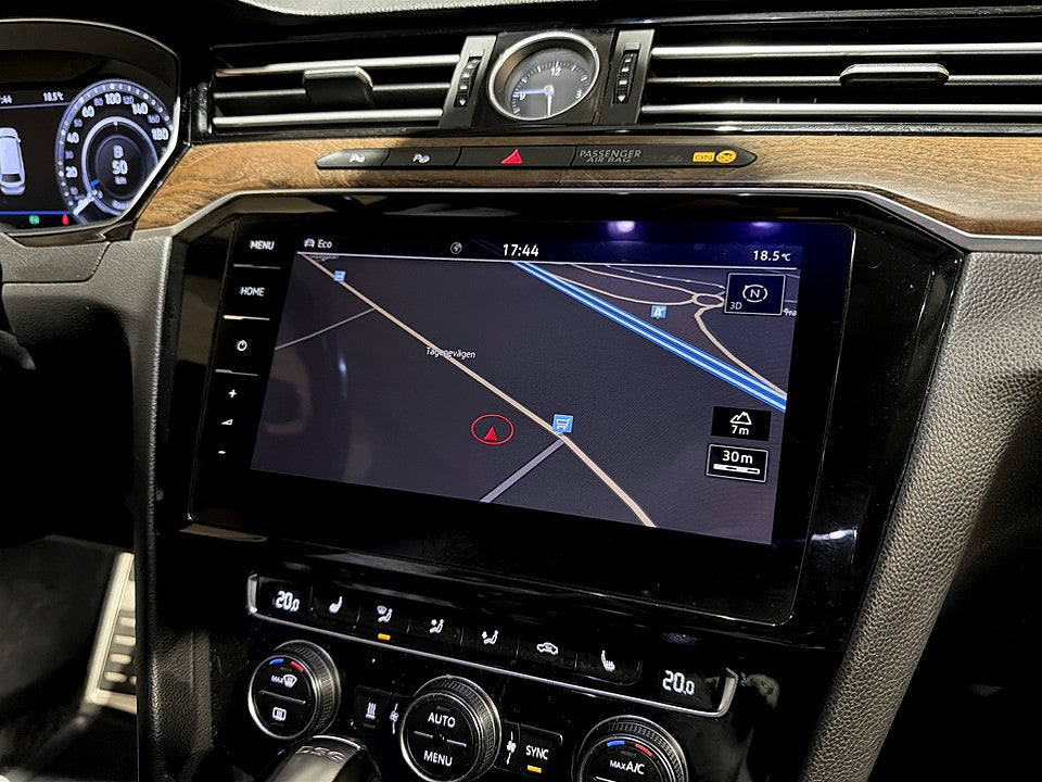 Bild på Volkswagen Passat Alltrack 2.0 TDI 4Motion 240hk Aut AWD - B-KAMERA,DRAG,ELSTOL