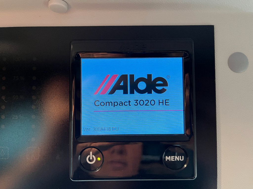 Adria Twin 600 / ALDE / Automat 150hk / Solcell / B-körkort - Adria