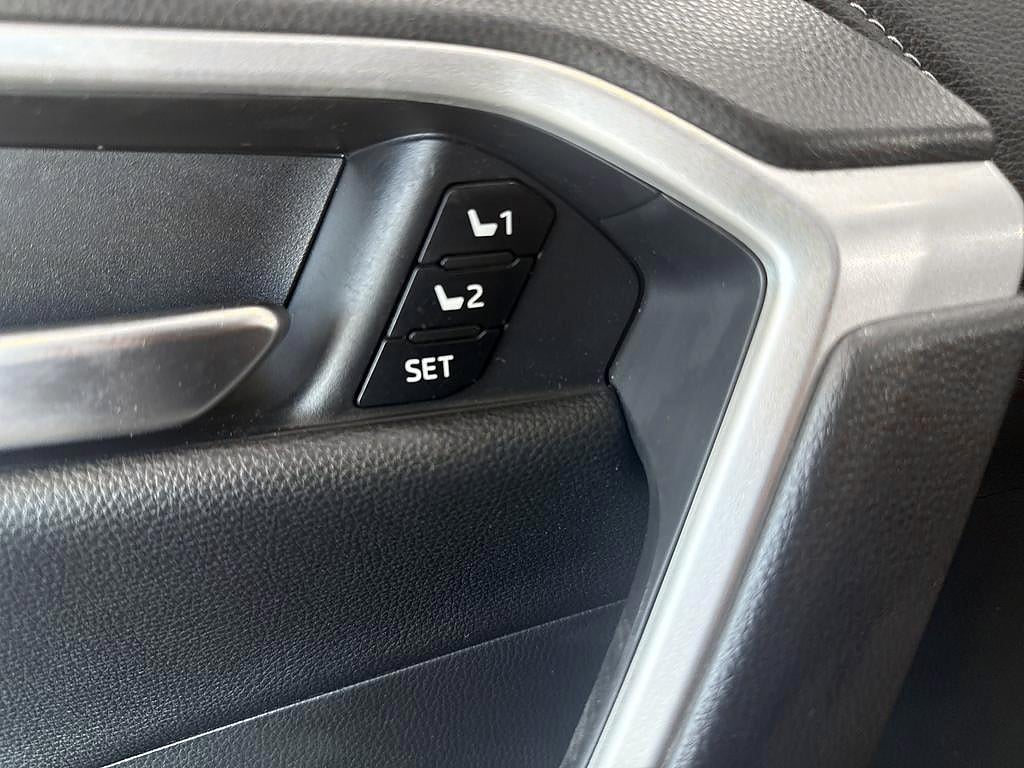 Toyota RAV4 2025 - miniatyr 13