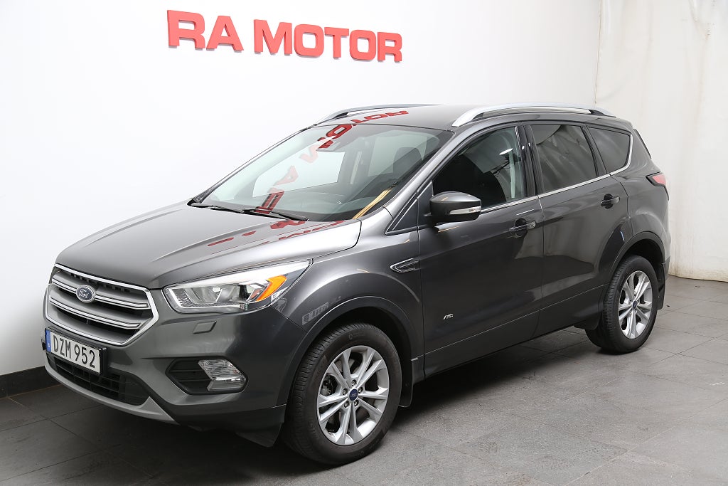 Ford Kuga 1,5 EcoBoost 182hk Titanium AWD Aut Park.värme Drag