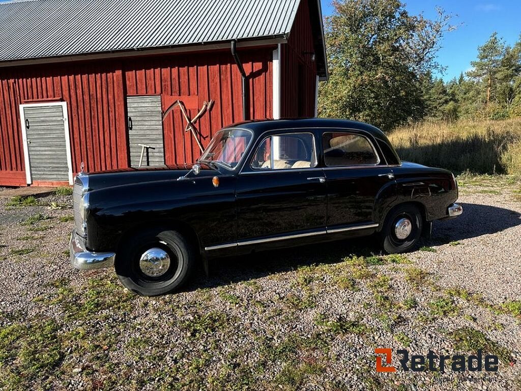 Mercedes-Benz W121 190