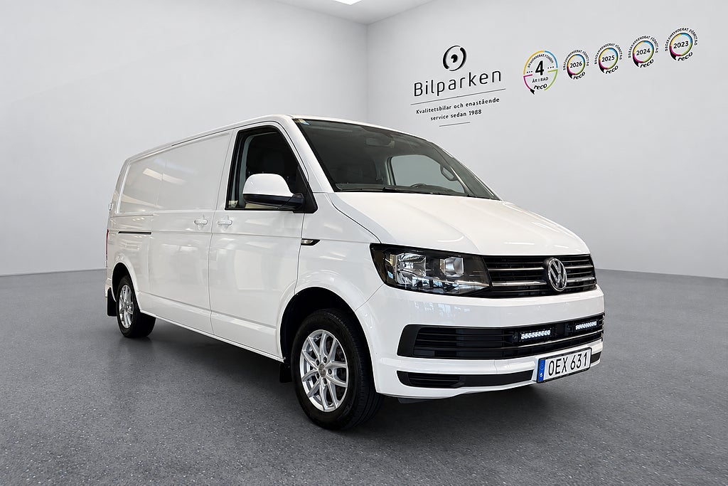 Volkswagen Transporter T30 2.0 TDI Comfort | Värmare | CarPlay | Drag | 150hk