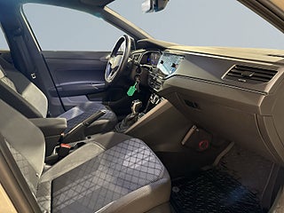 Volkswagen Taigo 1.0 TSI R-Line Cockpit ACC Mvärm Carplay S/V-hjul – bild 10