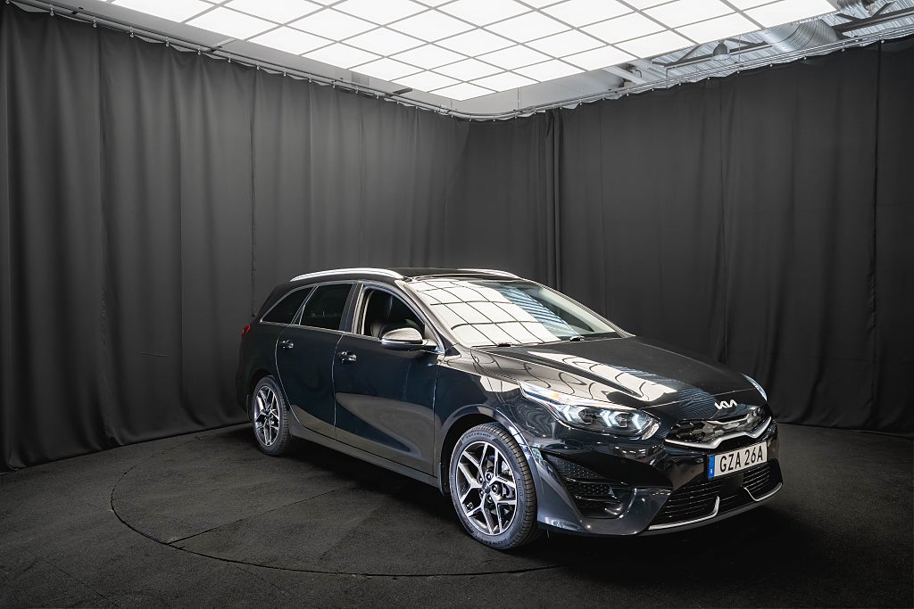Kia Ceed Plug-in Advance Plus 2 PANO LÄDER DRAG KAMERA MOMS