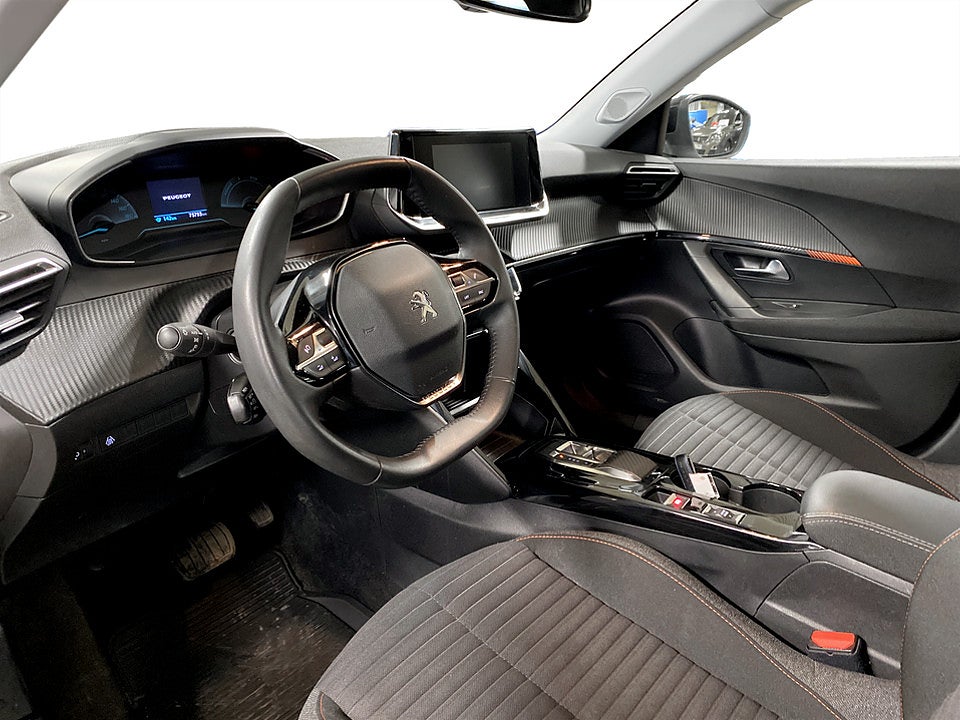 Bild på Peugeot E-2008 Active 50kWh 136hk Aut BACKSENSORER CARPLAY
