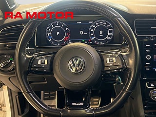 Halvkombi Volkswagen Golf 17 av 28