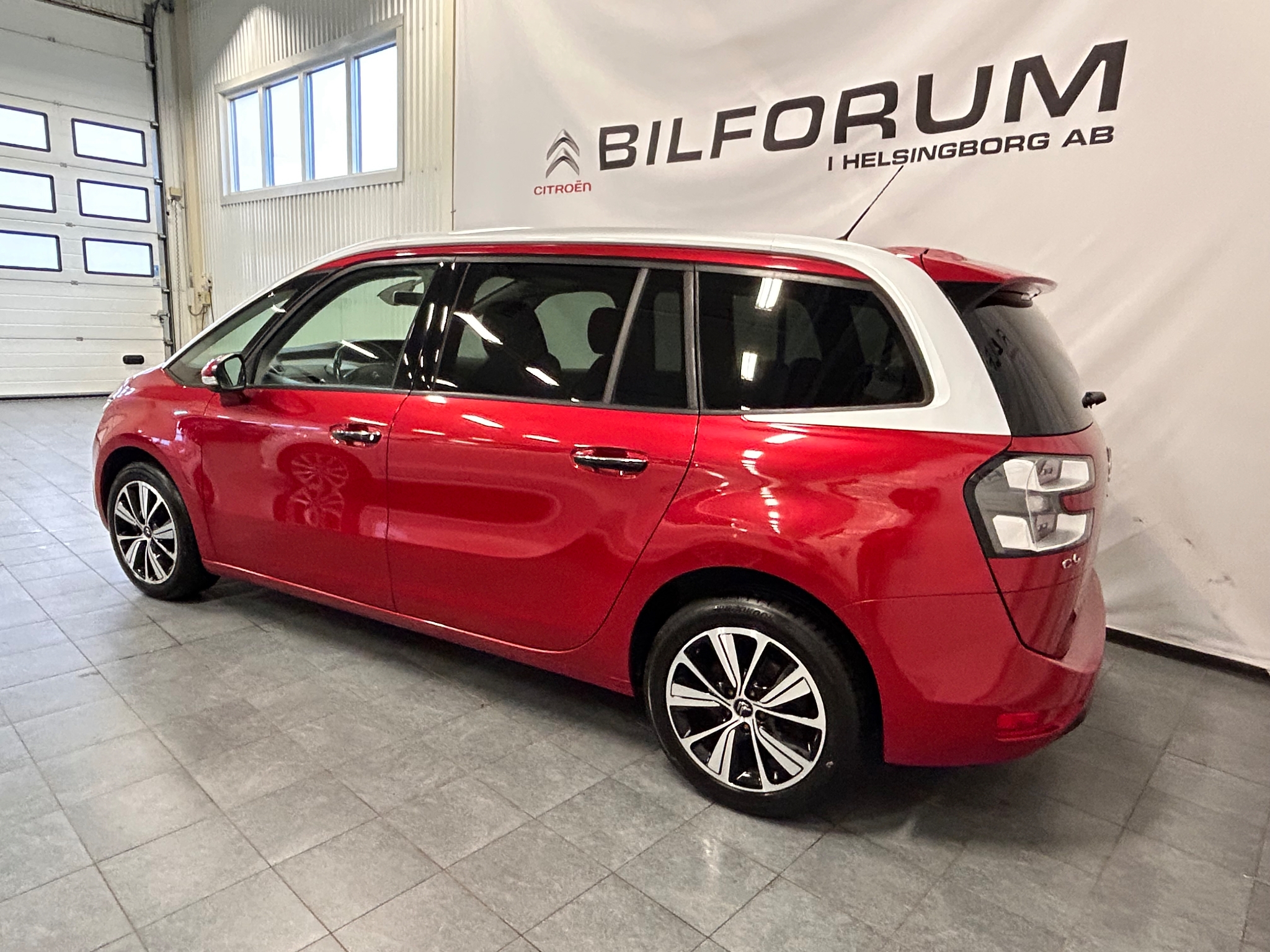 Citroen Grand C4 Picasso 2017, kuva 3/46
