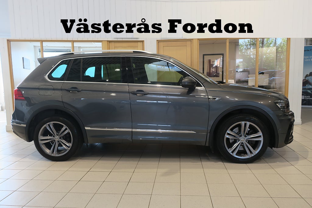 Volkswagen Tiguan 2.0 TDI 4M R-Line Pano Värmare Drag Cockpit Dynaudio 
